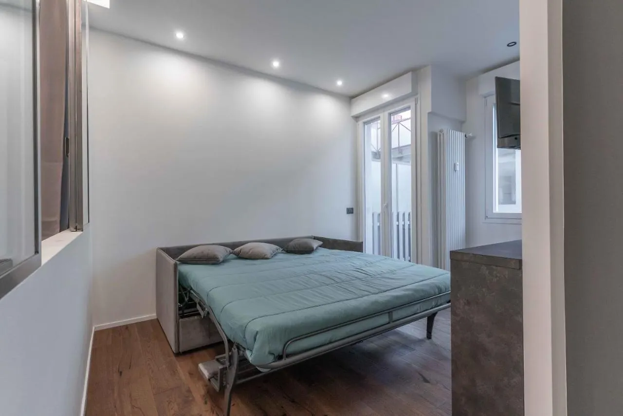 Apartment Au8 - Corso Buenos Aires-Loreto - Luxury - Terrace Milan